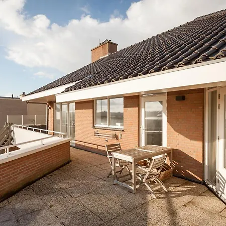 Zeilerboulevard Villa *
